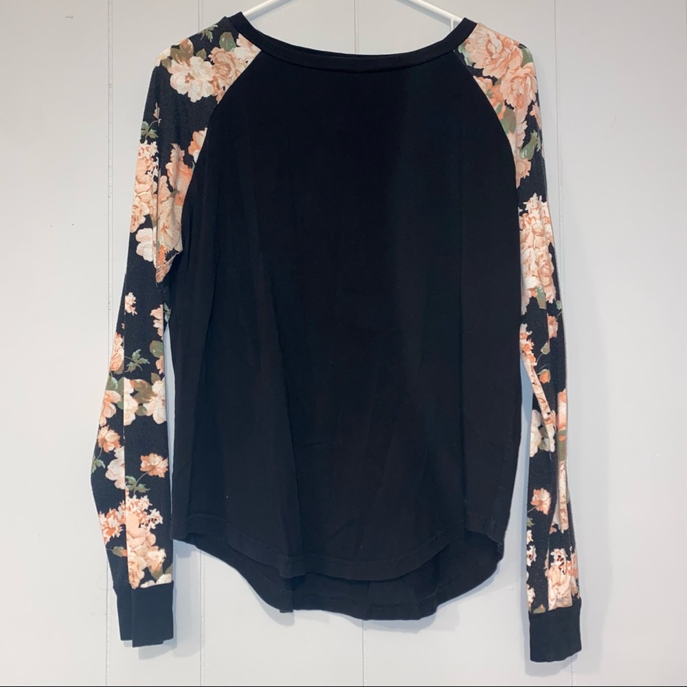 Floral Sleeve Shirt